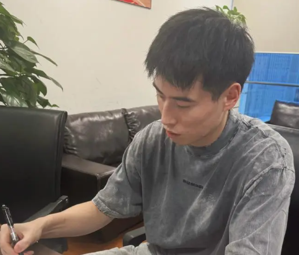 住局势, 端的高强度, 小组赛连续