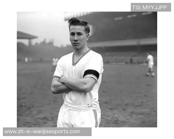 六七十年代足球传奇球星风云再现 硝烟中的英雄与经典时刻